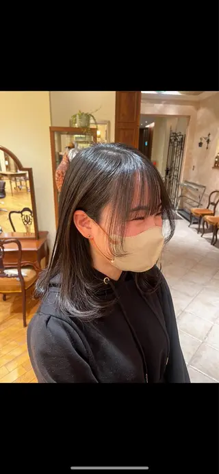 ミディアム 田内 満里奈のヘアスタイル
