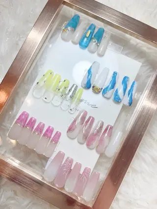 ネイル salon de Tiara 碧のネイルデザイン