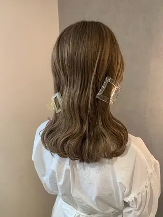 ロング カラー 田中 優衣のヘアスタイル