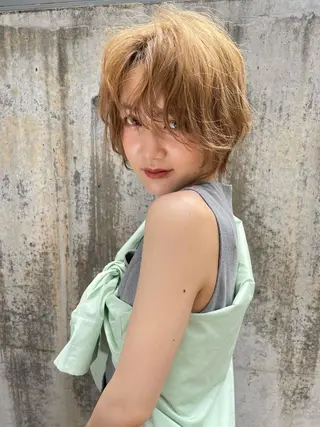 ショート カラー ショート/ボブ/ 心斎橋/宮脇美奈のヘアスタイル