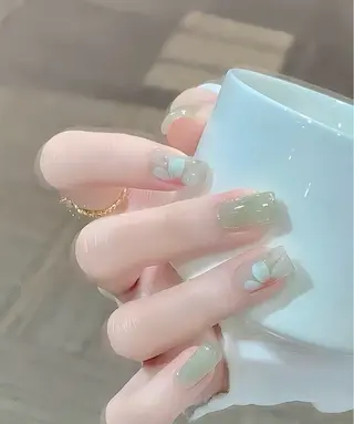 ネイル 佐藤 依娜のネイルデザイン