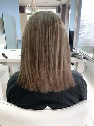 セミロング カラー ✂︎レディース のメンズカット屋さんのヘアスタイル