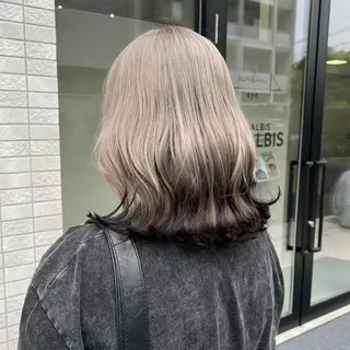 ミディアム 🩵albis/めい 大宮/ブリーチ🦋のヘアスタイル