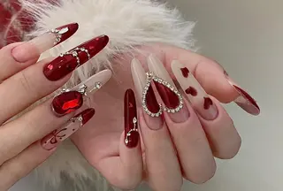 ネイル D-BEAUTY Nailsalonのネイルデザイン