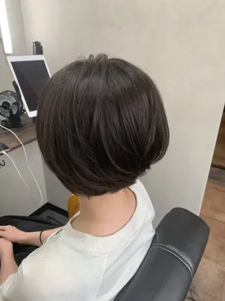 ショート カラー 松木 護裕のヘアスタイル