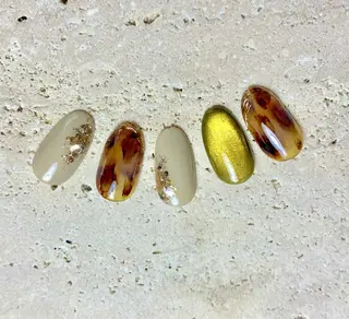 ミディアム cattleya nailのネイルデザイン