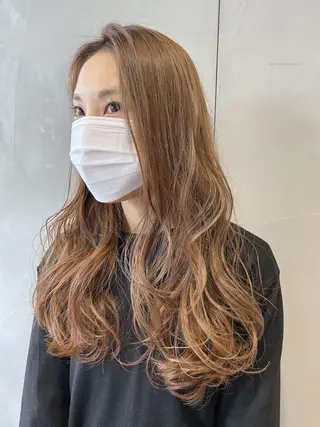 ロング カラー 圧倒的透明感カラー nana🦕のヘアスタイル