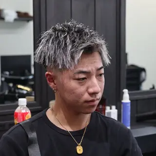 カラー 市川 碧斗のヘアスタイル