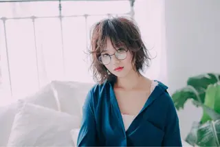 ミディアム カラー パーマ 舘野 太嘉宏のヘアスタイル