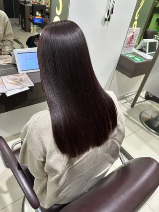 レイヤー 艶々カラーのヘアスタイル