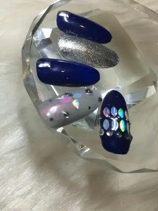 ネイル ティーエヌ 金山駅東口店のネイルデザイン