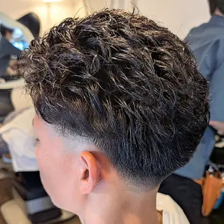 ショート パーマ メンズ VOICEbarber高野店所属・今井 杏星 【フェー ド/セット/パーマ】のヘアスタイル