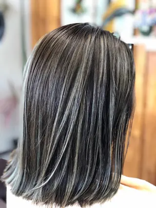 カラー ビューティーサロン　ニシムラ所属・ビューティーサロン ニシムラのヘアスタイル