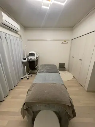 腸もみ・メンズ脱毛・ 毛穴洗浄〜カナロア〜のエステ・リラクイメージ