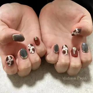 ネイル Wisteria Paddyのネイルデザイン