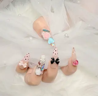 ネイル Lina nail所属・Lunaa 池袋のネイルデザイン