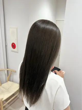 ロング 越後 遥/ 透明感カラー🪞🤍のヘアスタイル