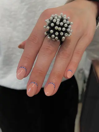 ネイル mano+所属・砂田 はるかのネイルデザイン