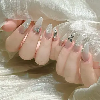 ネイル Iris  Nail所属・akige akigeのネイルデザイン