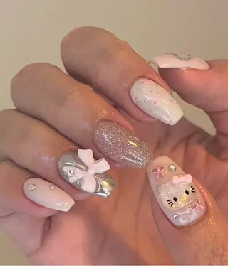 ネイル Chisa Nail Studio所属・リ リのネイルデザイン