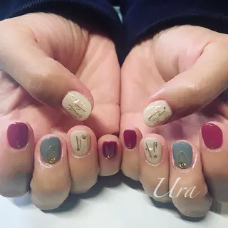 ネイル UrakoNail 《nail》のネイルデザイン