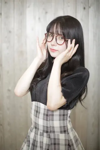 ミディアム 石沢 知康のヘアスタイル