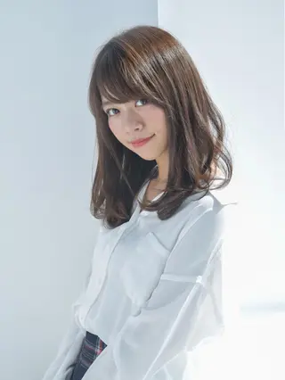 ミディアム カラー 野々山 直貴のヘアスタイル