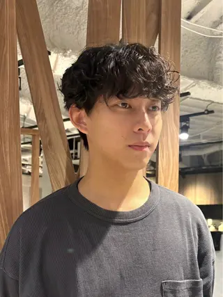 パーマ メンズ 久力琴音''透明感 カラー''アレンジのヘアスタイル