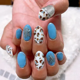 ネイル The Best Beauty受付担当のヘアスタイル