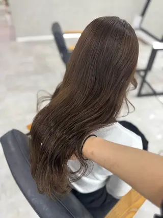 ロング カラー 赤み無し柔らかカラー 【梅田】madokaのヘアスタイル