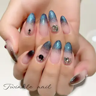 ネイル 中井 綾香の眉毛・アイブロウイメージ