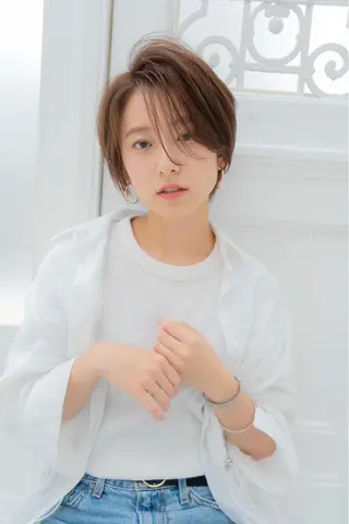 ショート カラー ○HITOMI ○のヘアスタイル
