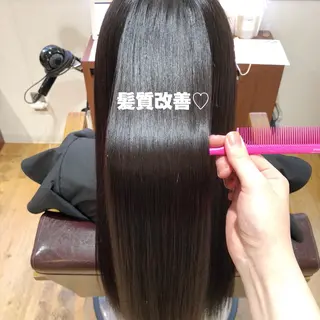 ロング A. Seoのヘアスタイル