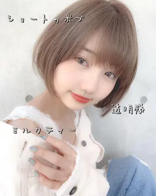 ショート カラー レイヤーカット 透明感カラーのヘアスタイル