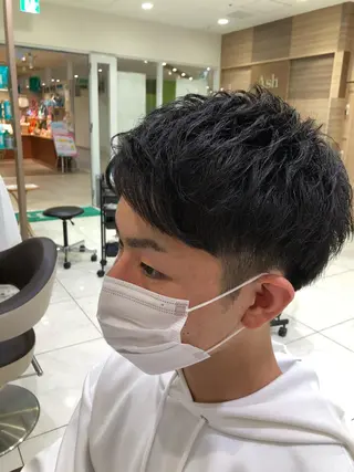 ショート 前田 真孝のヘアスタイル