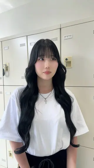 ロング 🌛ハイトーン/ ブロンド🩶MANAのヘアスタイル