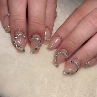 ミディアム 知花 梨花のネイルデザイン