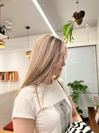 ロング カラー ケアブリーチ/ ハイトーン/牧野のヘアスタイル