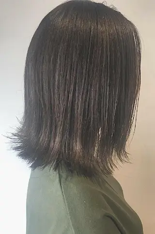 ミディアム カラー 【大宮】デザイナー Anne 諳 アンのヘアスタイル