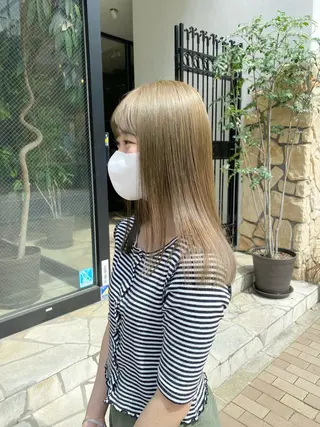 セミロング COCOLOeAST所属・yumeno🫧 ハイトーン/ボブ🕊のヘアスタイル