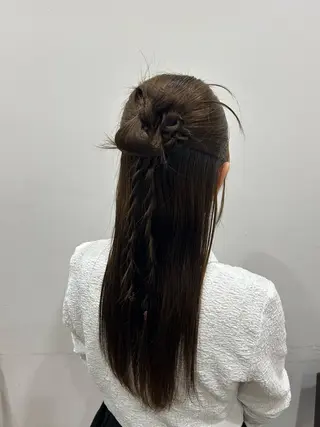 ヘアアレンジ 🎀大竹美侑／顔まわ りカット／レイヤーのヘアスタイル