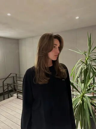 ロング カラー ⭐️海外レイヤー＆ ハイライト⭐️のヘアスタイル