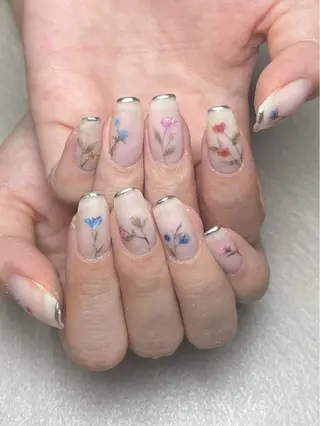 ネイル atelier　FIORITURA所属・FIORITURA aiのネイルデザイン