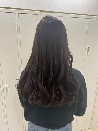 セミロング mina .のヘアスタイル