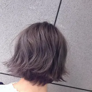カラー Eliss 堀江のヘアスタイル