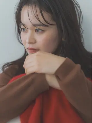 ロング 絹髪矯正/艶カラー /透明感/石田桃子のヘアスタイル