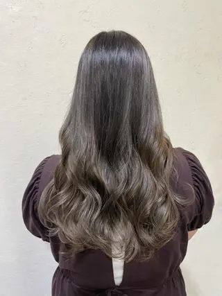 ロング カラー 齋藤 結愛のヘアスタイル