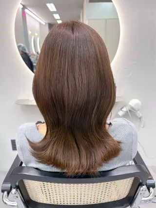 カラー Hz/ヘルツ SHIHOのヘアスタイル