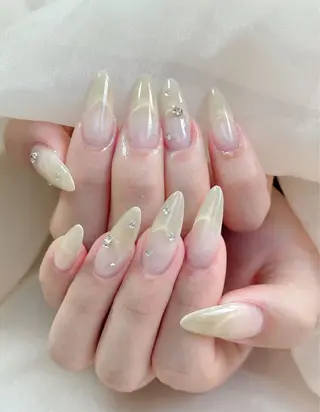 ネイル 小 雨のネイルデザイン