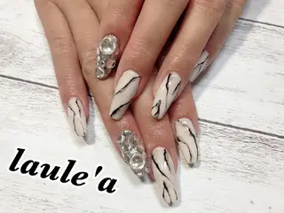 ネイル Rグループ felizのネイルデザイン